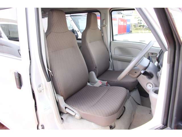 Nissan NV100 Clipper 10