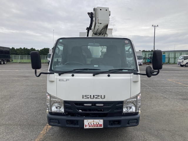 Isuzu Elf 7