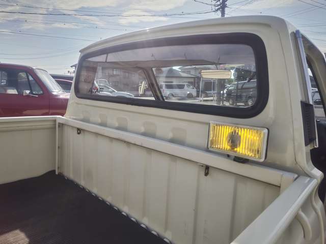 Nissan Datsun 11