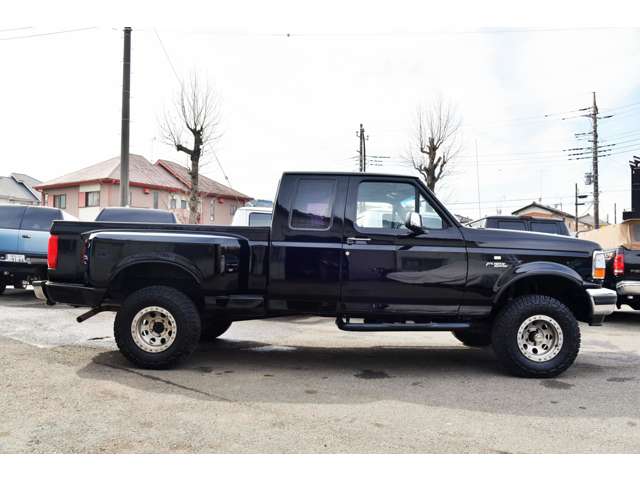 Ford F-150 8
