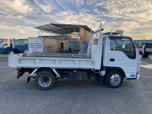 Isuzu Elf 5