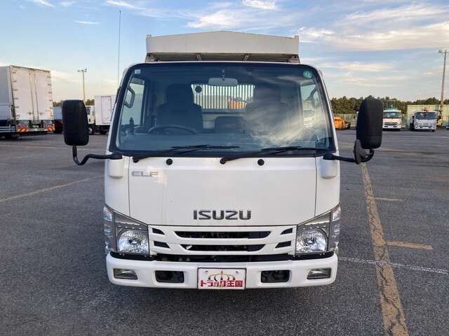 Isuzu Elf 7