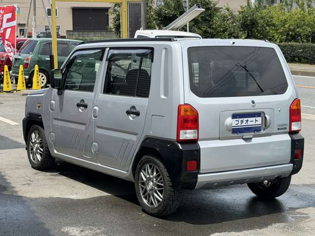 Daihatsu ネイキッド 2