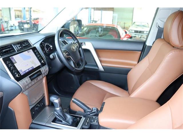 Toyota Land Cruiser Prado 2