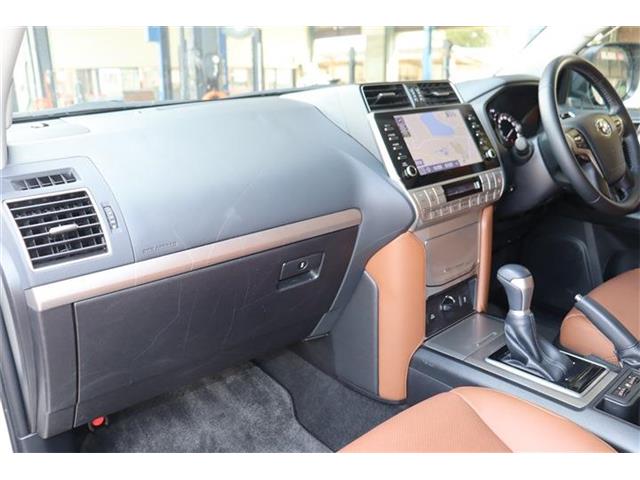 Toyota Land Cruiser Prado 7