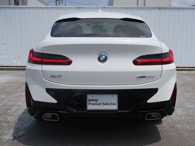 BMW X4 8