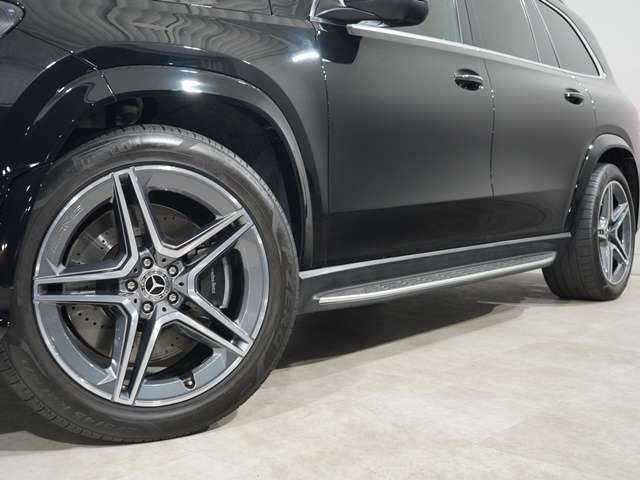 Mercedes-Benz GLS 10