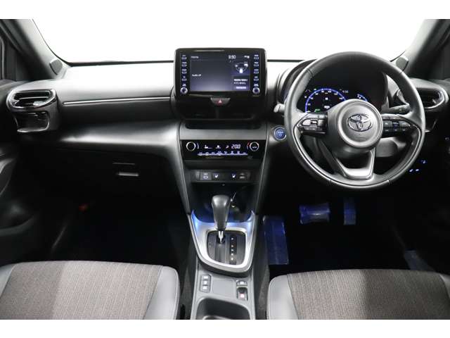 Toyota Yaris Cross 8