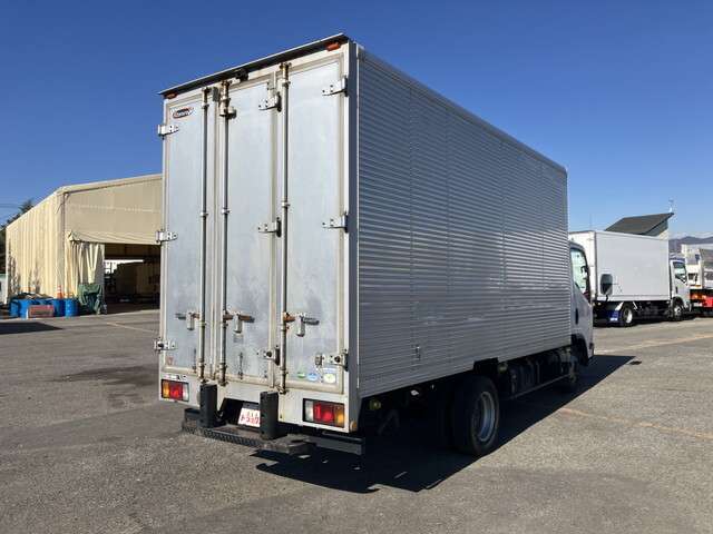 Isuzu Elf 2