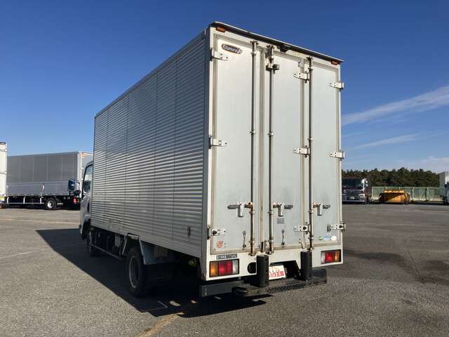Isuzu Elf 3