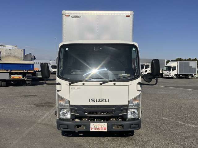 Isuzu Elf 6