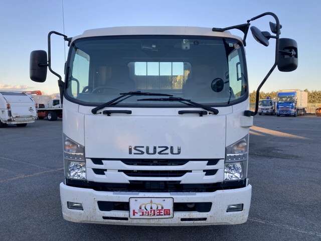 Isuzu Forward 8