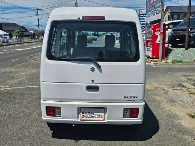Suzuki Every 12