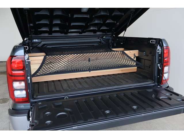 Mitsubishi Triton 8