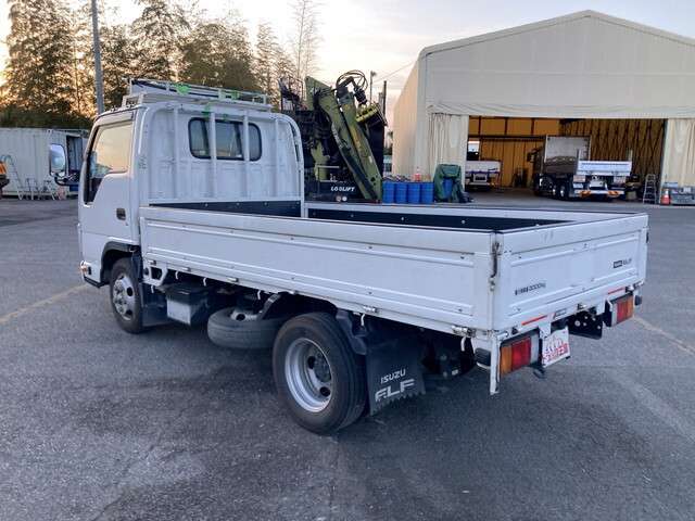 Isuzu Elf 3