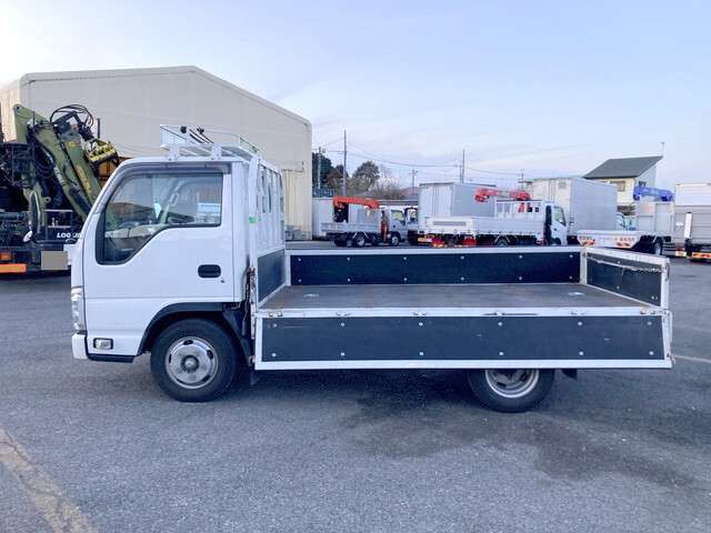 Isuzu Elf 6