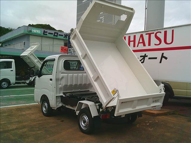 Daihatsu Hijet Truck 3