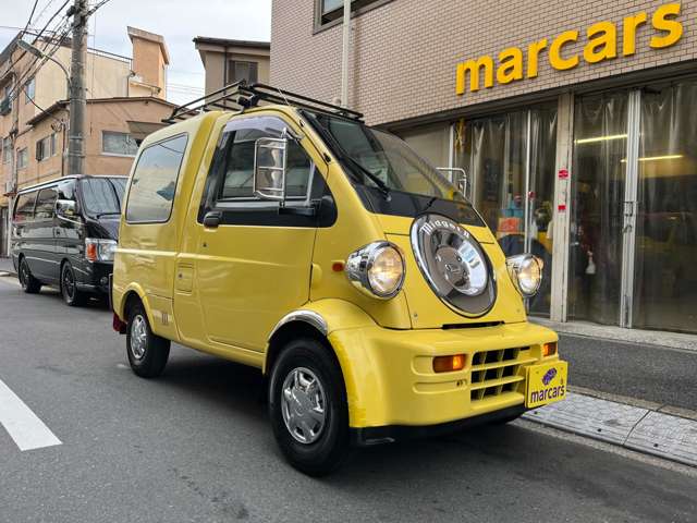 Daihatsu Midget II 2