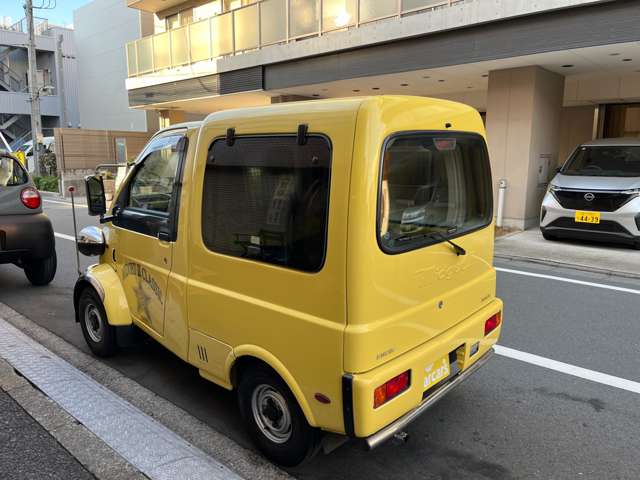 Daihatsu Midget II 7