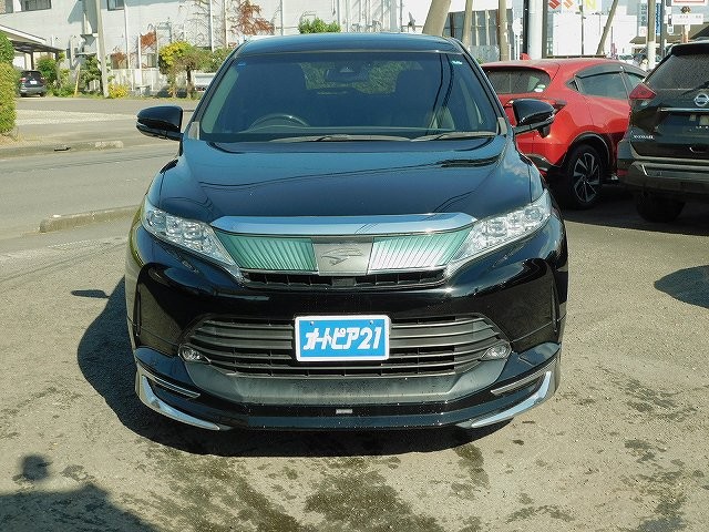 Toyota Harrier 2