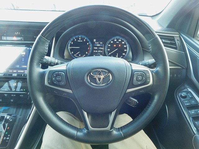 Toyota Harrier 7