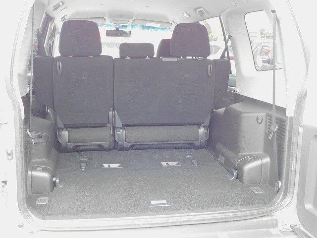 Mitsubishi Pajero 11