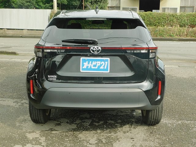 Toyota Yaris Cross 4