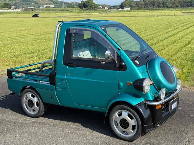 Daihatsu Midget II 7