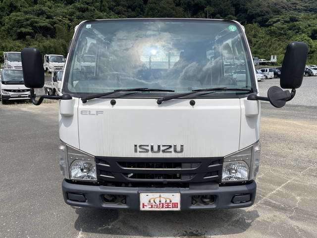 Isuzu Elf 3