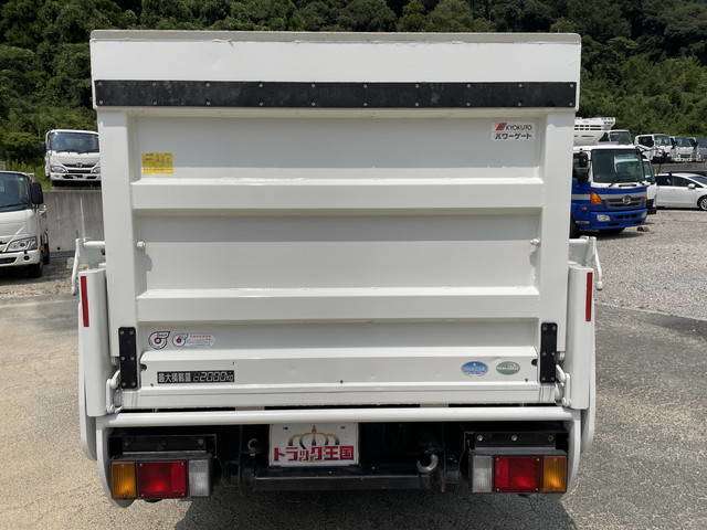 Isuzu Elf 5