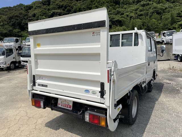 Isuzu Elf 6