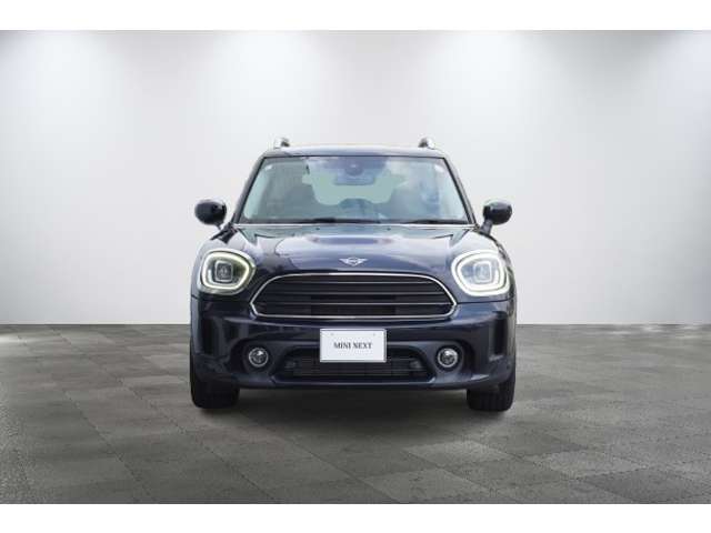 MINI Crossover 8