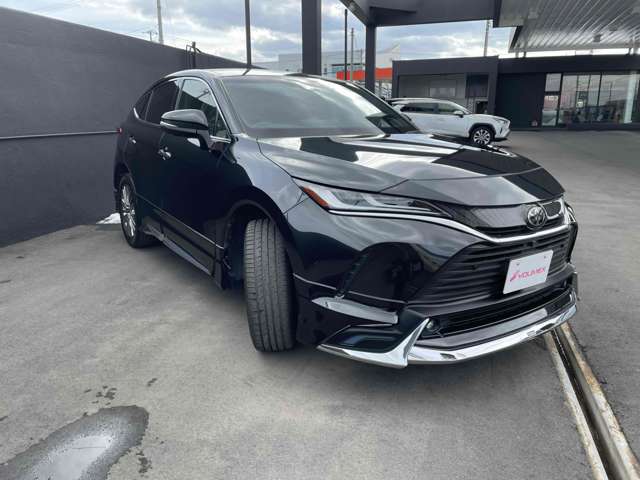 Toyota Harrier 3