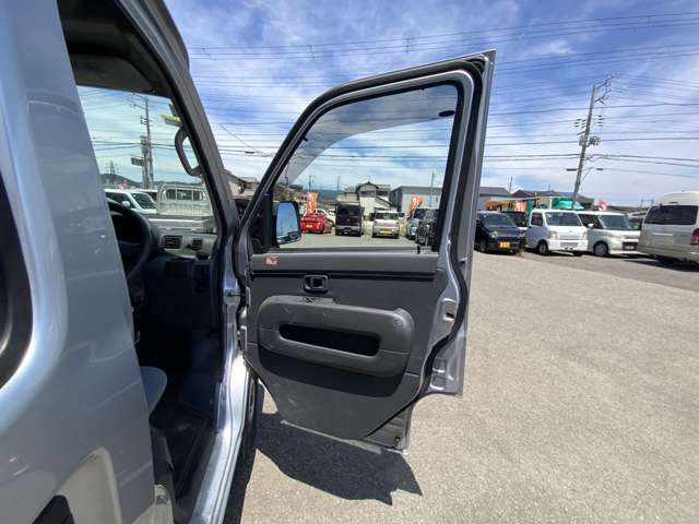 Daihatsu Hijet Cargo 10