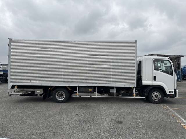 Isuzu Forward 7