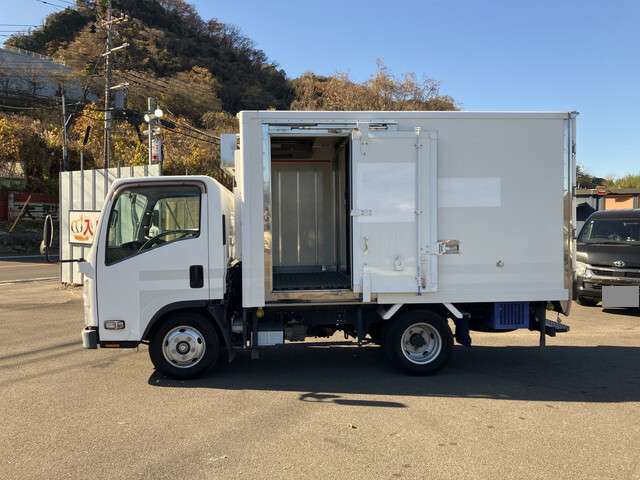 Isuzu Elf 5