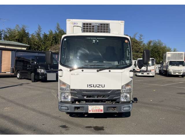 Isuzu Elf 7