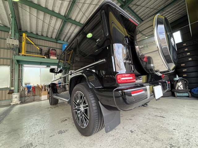 Mercedes-Benz G-Class 12