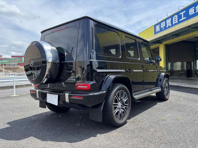 Mercedes-Benz G-Class 4