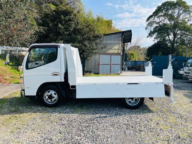 Mitsubishi Fuso Canter 11