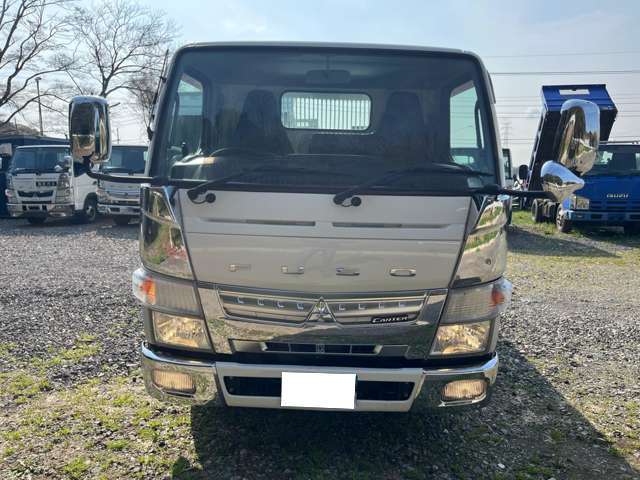 Mitsubishi Fuso Canter 4