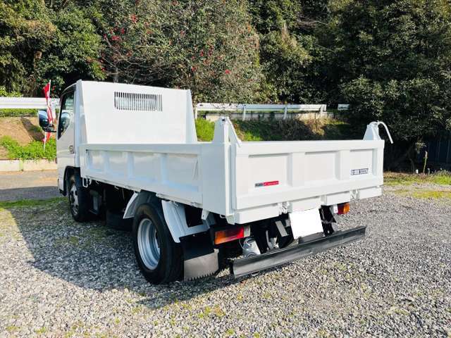 Mitsubishi Fuso Canter 6