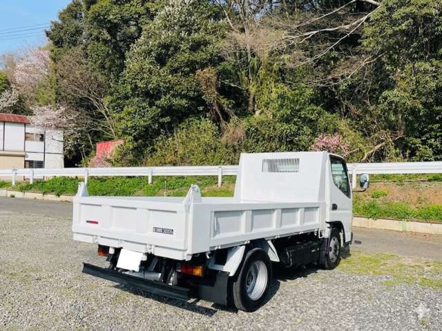Mitsubishi Fuso Canter 8