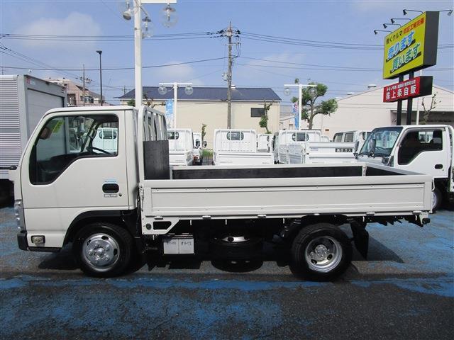 Isuzu Elf 3
