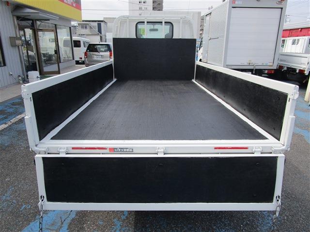 Isuzu Elf 5