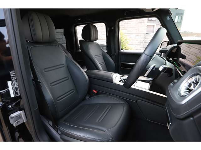 Mercedes-Benz G-Class 12