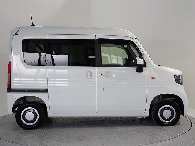 Honda N-VAN 10