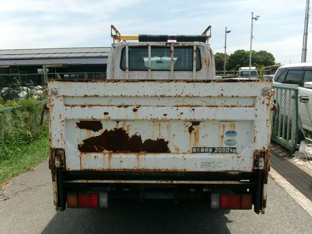 Isuzu Elf 5