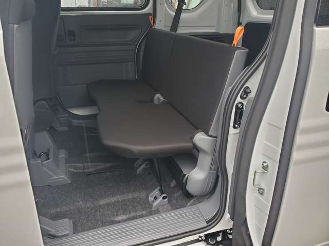 Honda N-VAN 9