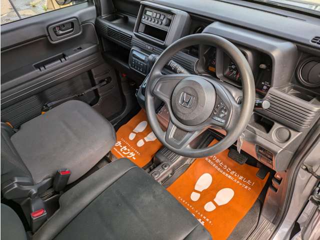 Honda N-VAN 9